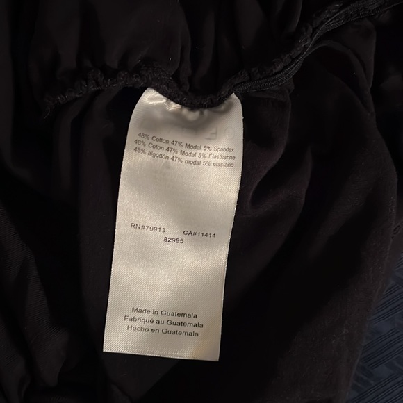 A Pea in the Pod Maternity Black 3/4 Sleeve Top Size Small - Picture 8 of 9